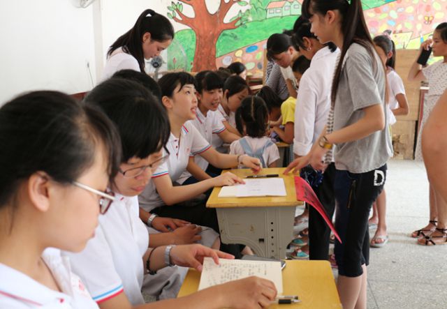 实践团招生报名现场